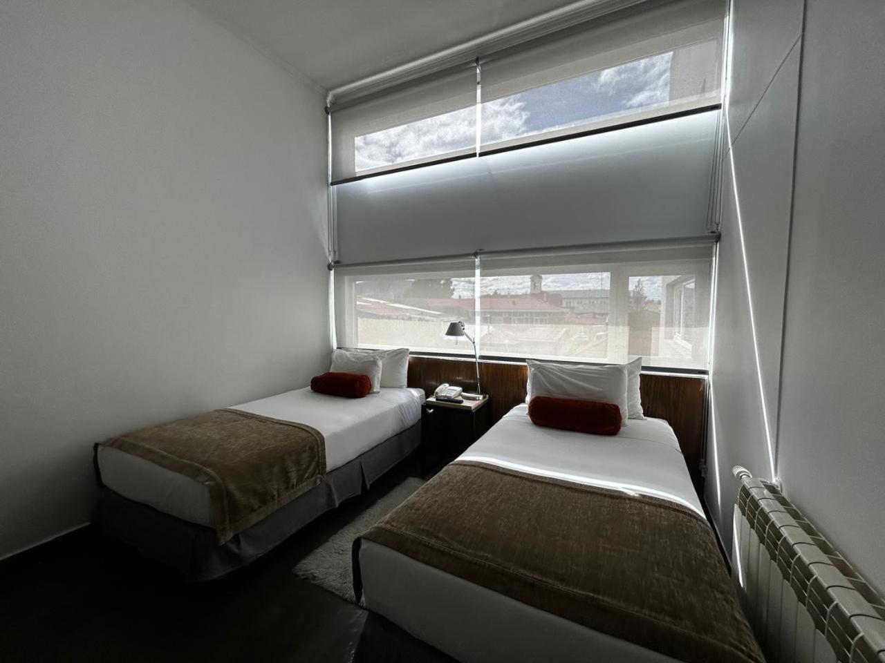 Natalino Hotel Patagonia Puerto Natales Esterno foto
